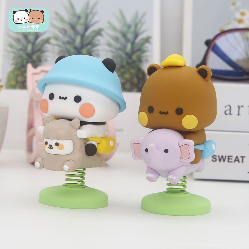 Car Accessories Essentials - Yier Bubu スプリングスイングフィギュア かわいい漫画の揺れる馬のオーナメント 車内装飾 デスクトップデコレーション