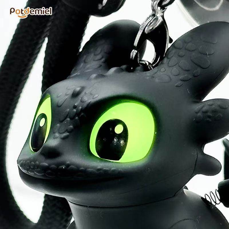 Car Accessories Inside - 本物のかわいい光る歯のない車内装飾品、ナイトフューリーウィングスは移動可能、車のダッシュボード装飾、車の吊り下げアクセサリー