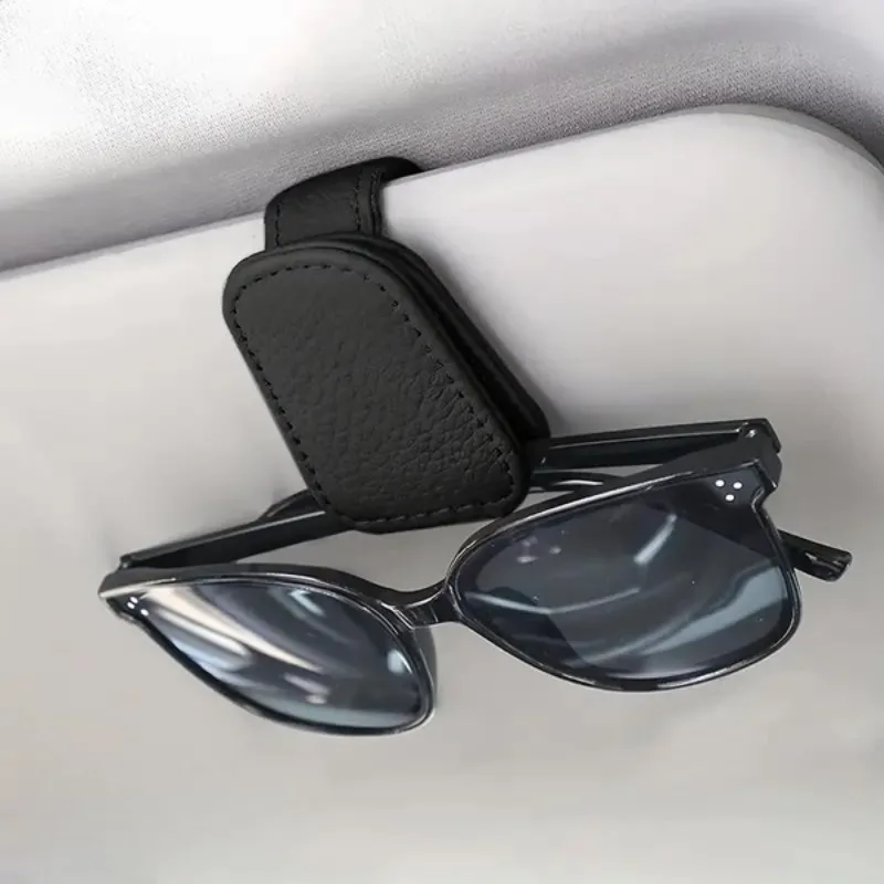 Car Accessories Essentials - 車のサンバイザーメガネケースホルダーサングラスクリップチケットカードクリップ多機能ポータブルクリップ自動車インテリアアクセサリー