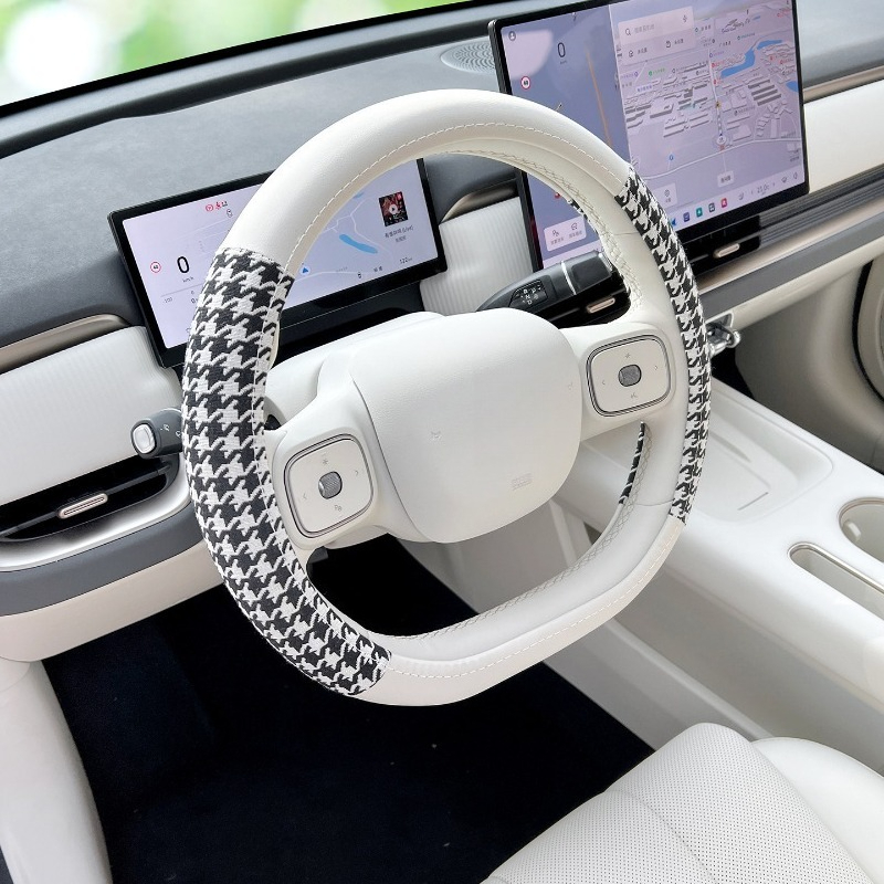 2026年式ORA 5に適合する超薄型滑り止めステアリングホ - Car Accessories Essentials のレビューと価格
