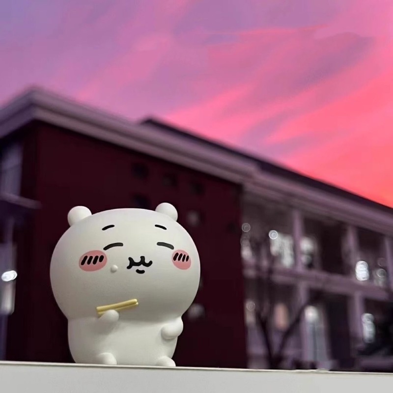 流行の置物 ハチワレうさぎ 漫画風 かわいい 車内装飾品 小 - Car Accessories Inside のレビューと価格
