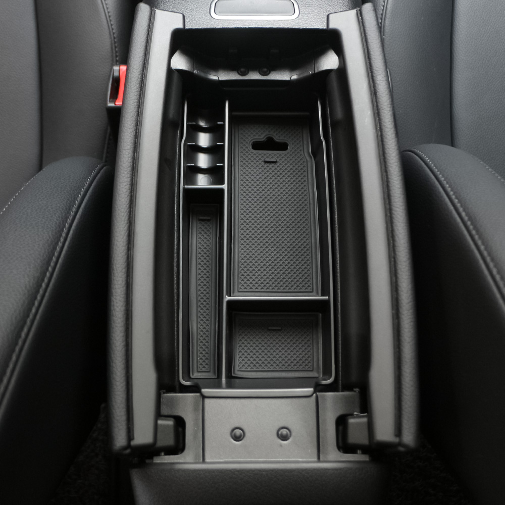 車のアームレスト収納ボックストレイメルセデスベンツ A クラ - Car Accessories Essentials のレビューと価格